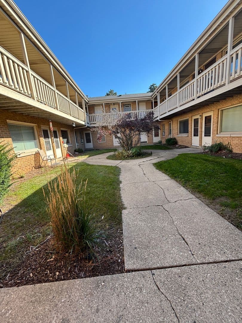 Milwaukee Apartment: 3722 N. 76th Street