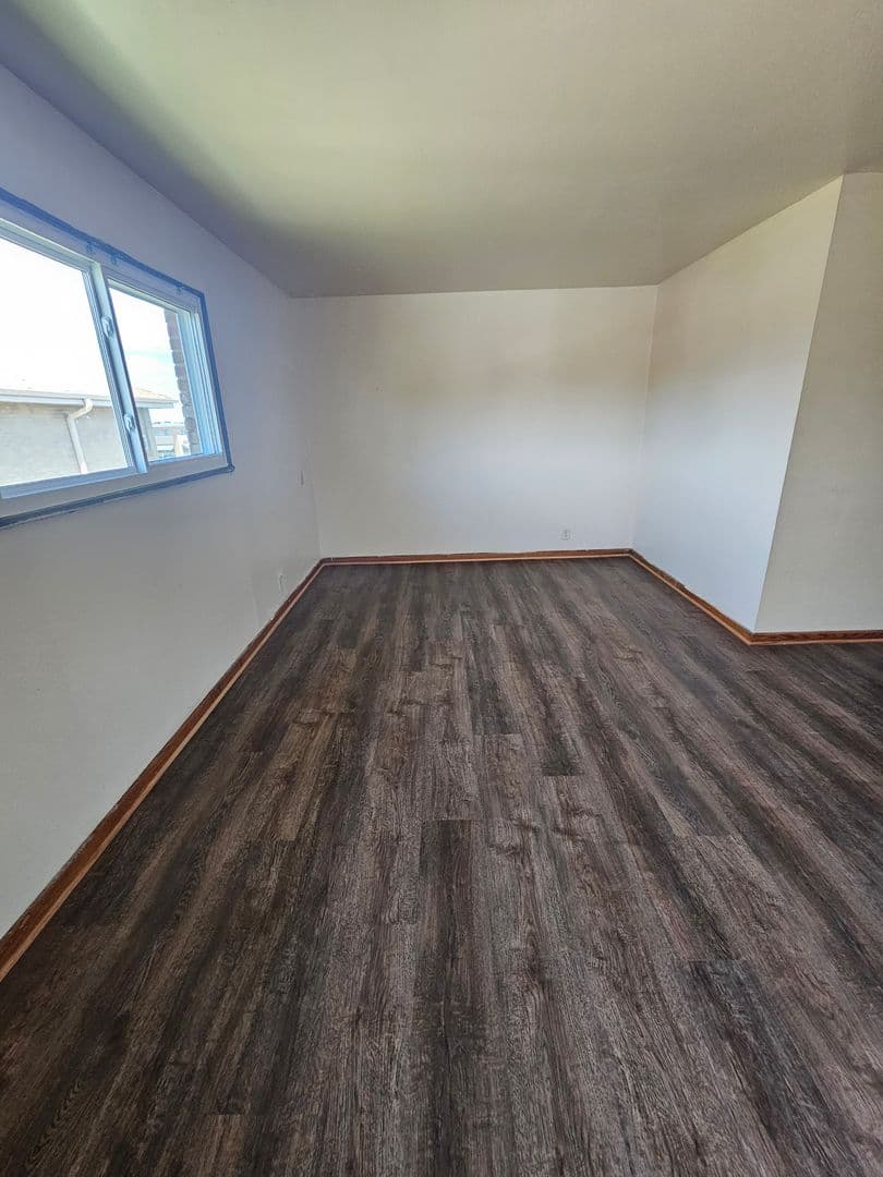Milwaukee Apartment: 4025 N 60th Street