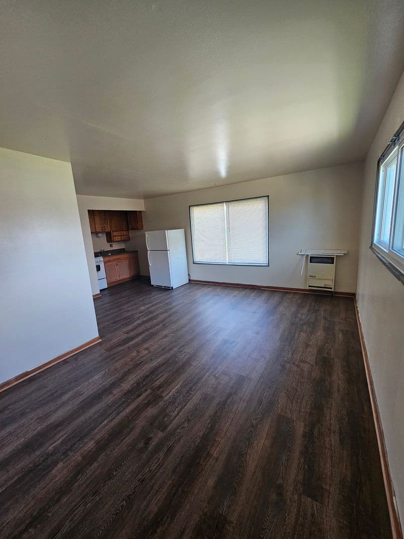 Milwaukee Apartment: 4025 N 60th Street