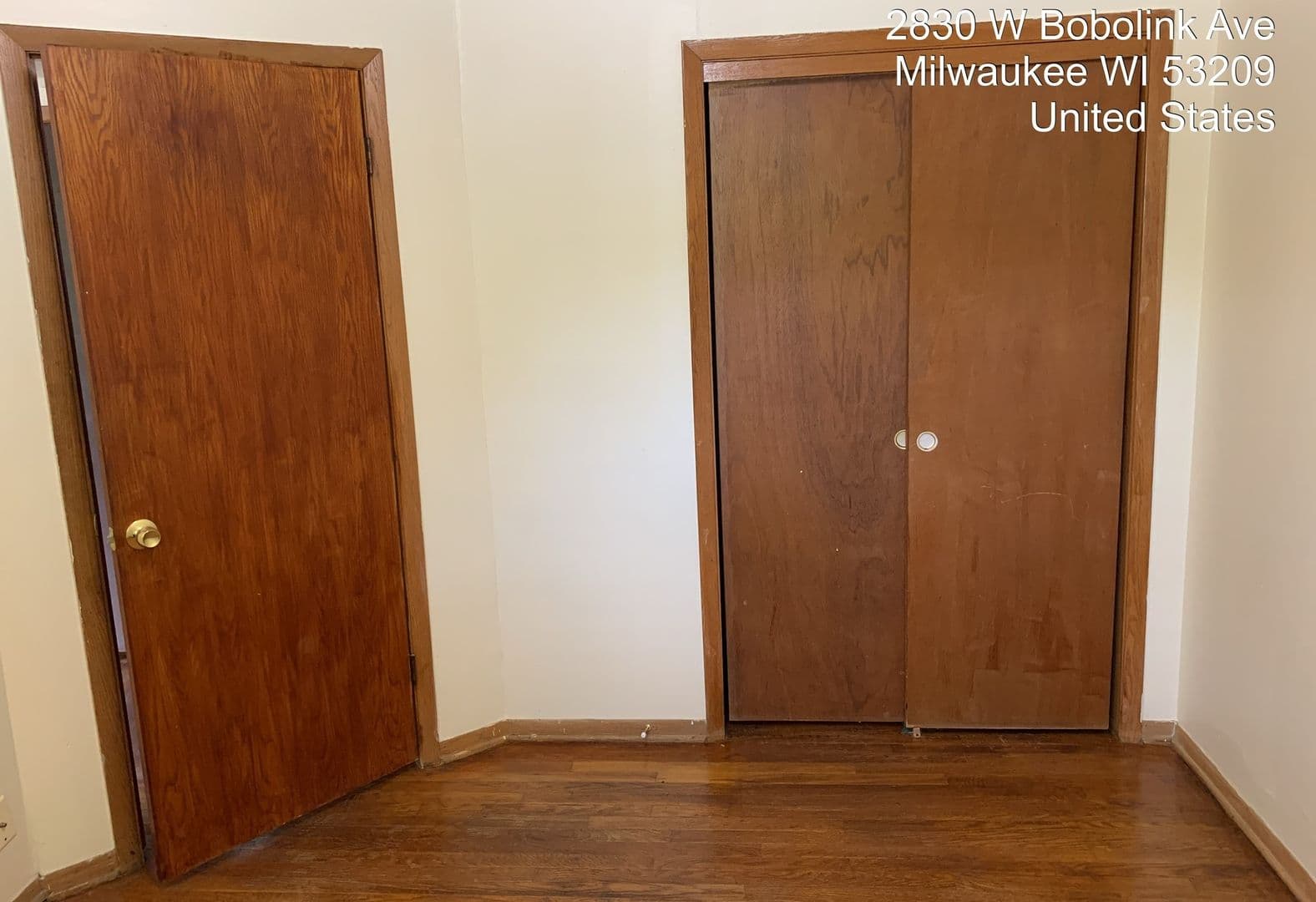 Milwaukee Apartment: 2830 W. Bobolink Ave.