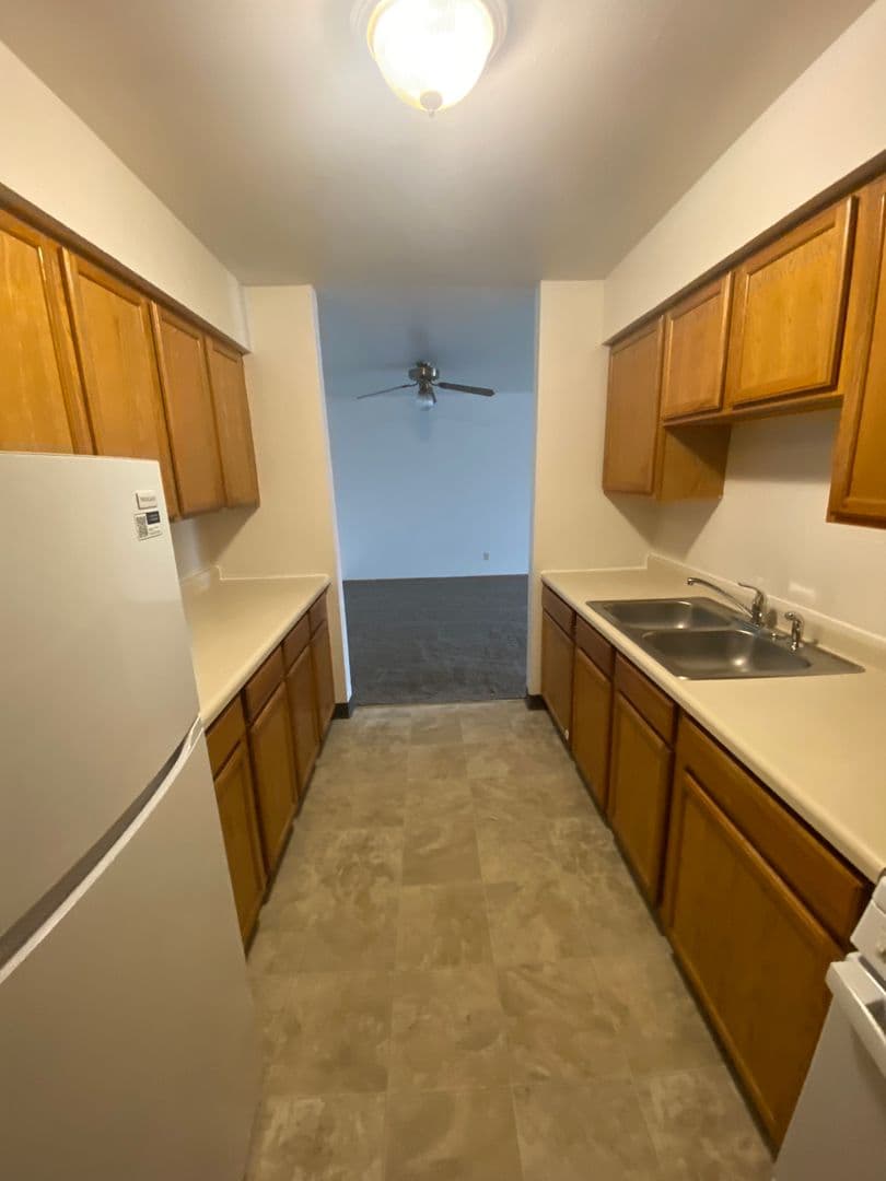 Milwaukee Apartment: 5166-5244 N. Lovers Lane Rd.