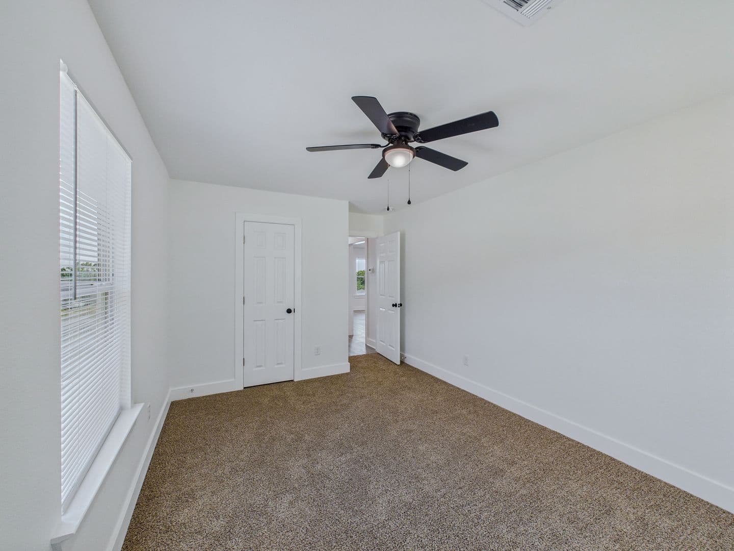 El Paso House: 125 Coal Mountain Road