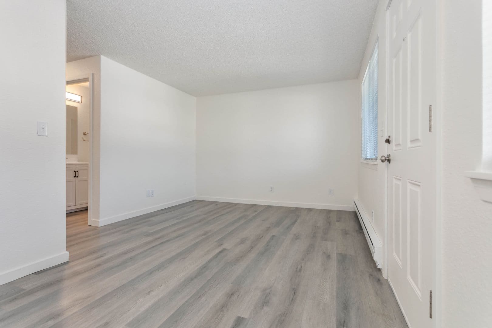 Bellingham Apartment: 621 32nd St