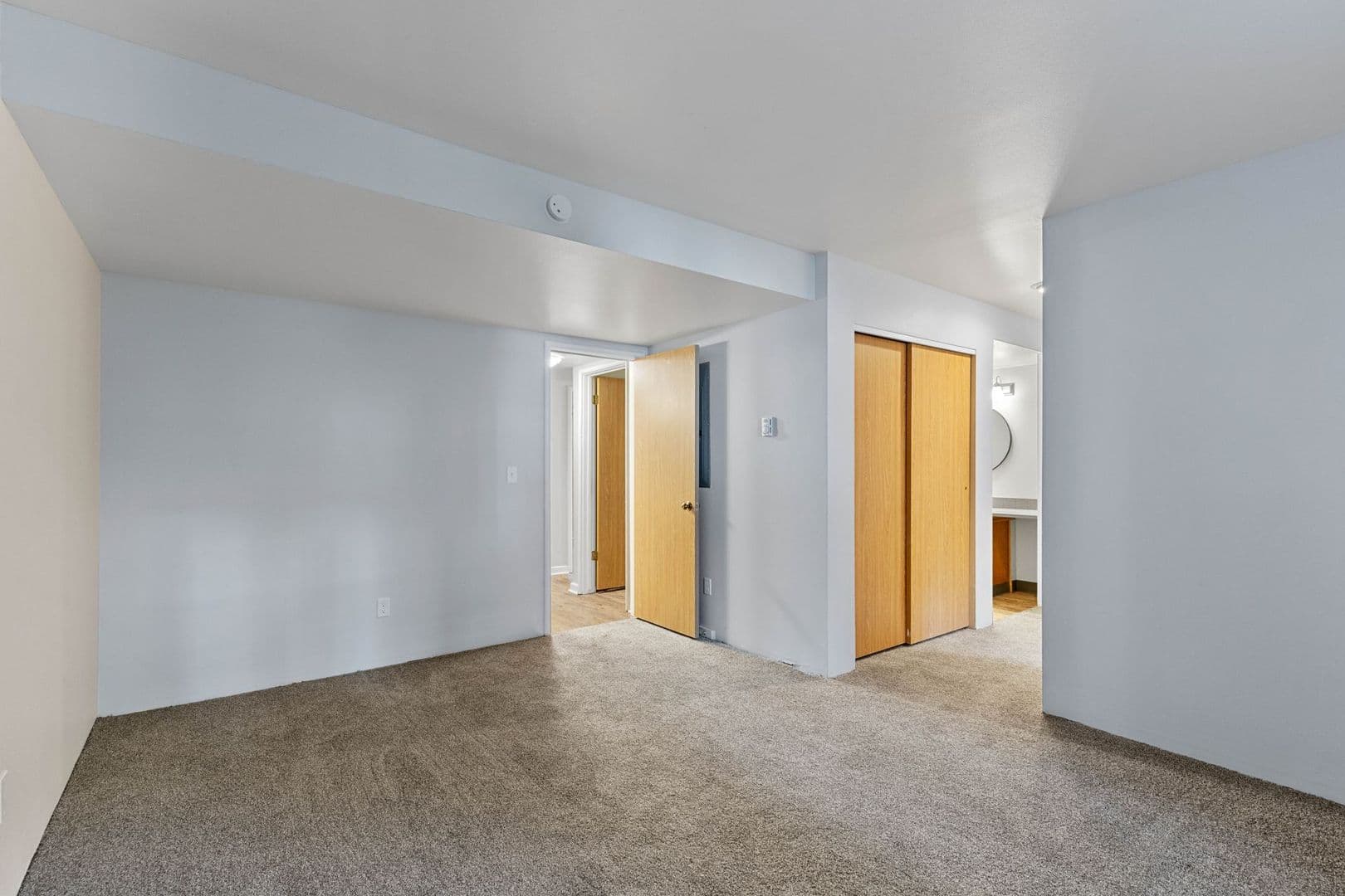 Spokane Apartment: 3915 W Randolph Road
