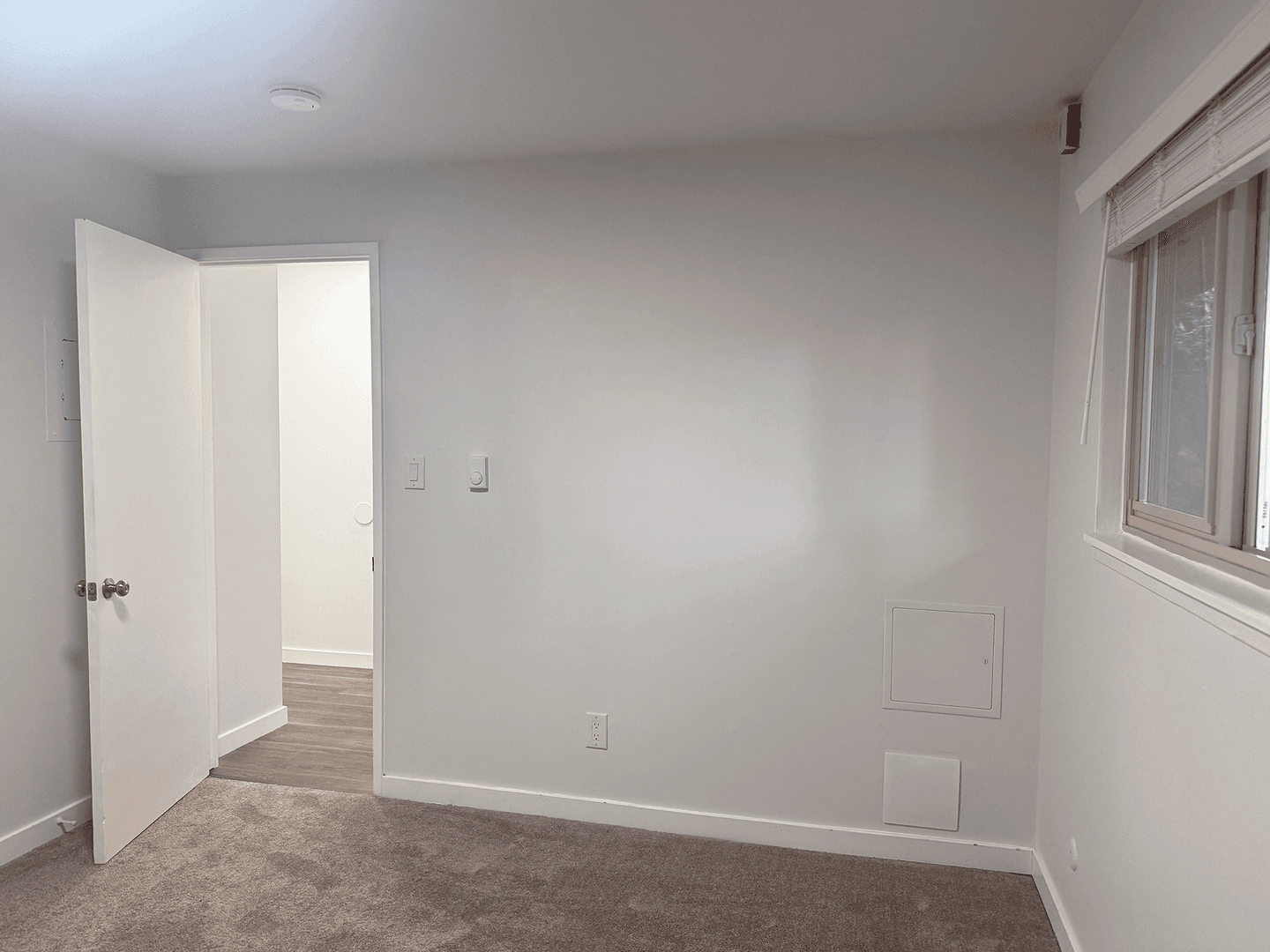 Burien Apartment: 143 S 152nd St