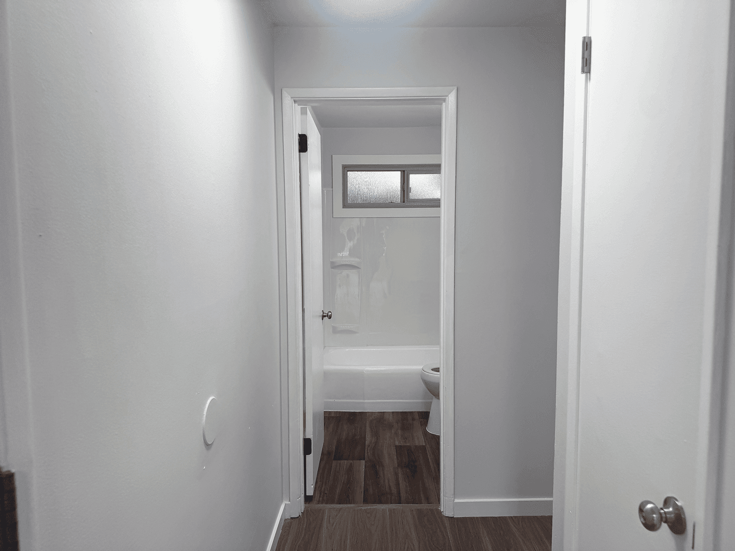 Burien Apartment: 143 S 152nd St