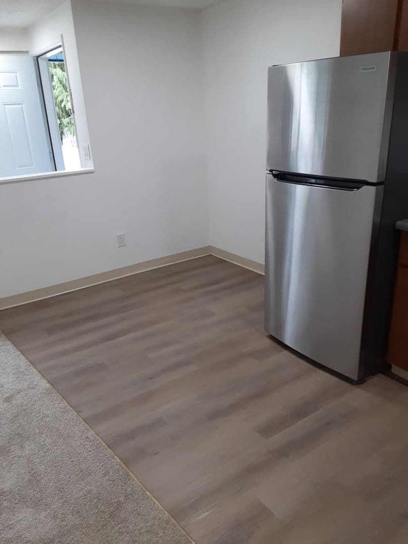 Arlington Apartment: 17313 Smokey Point Blvd