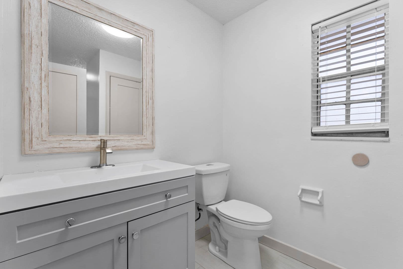 Ocala Apartment: 2818 NE 7th Street