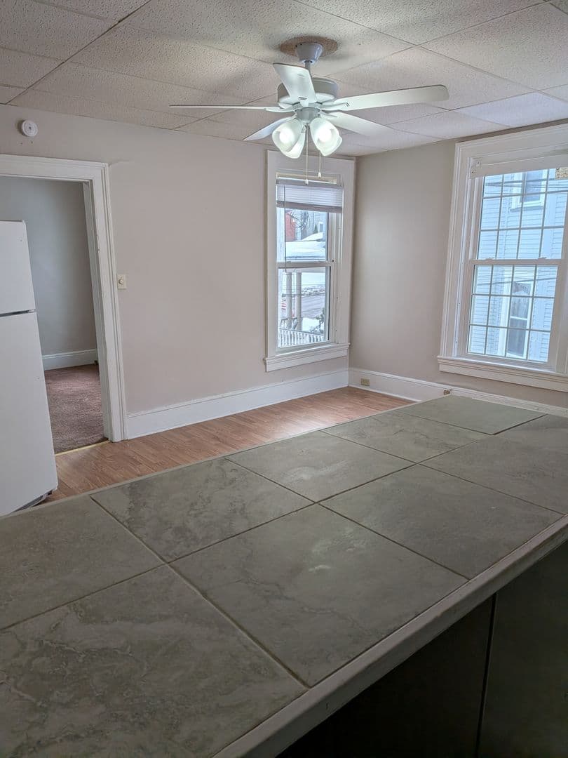 Scranton Apartment: 1106 - 1108 Gibbson st