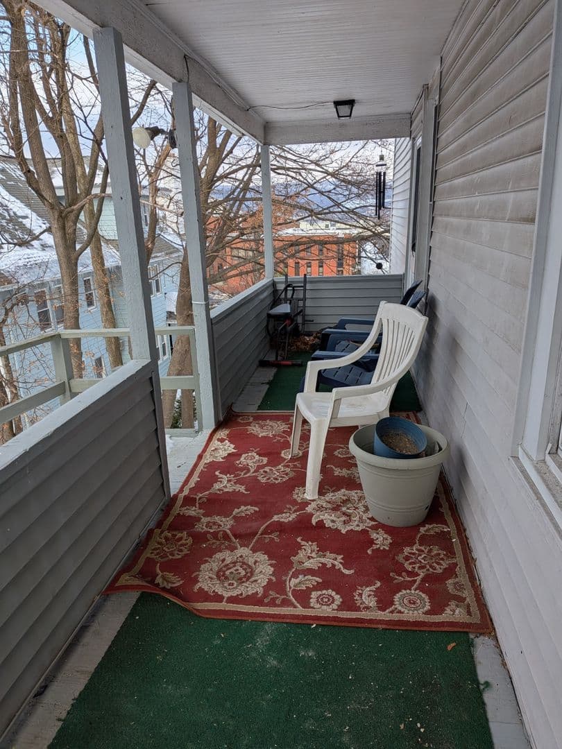 Scranton Apartment: 1106 - 1108 Gibbson st