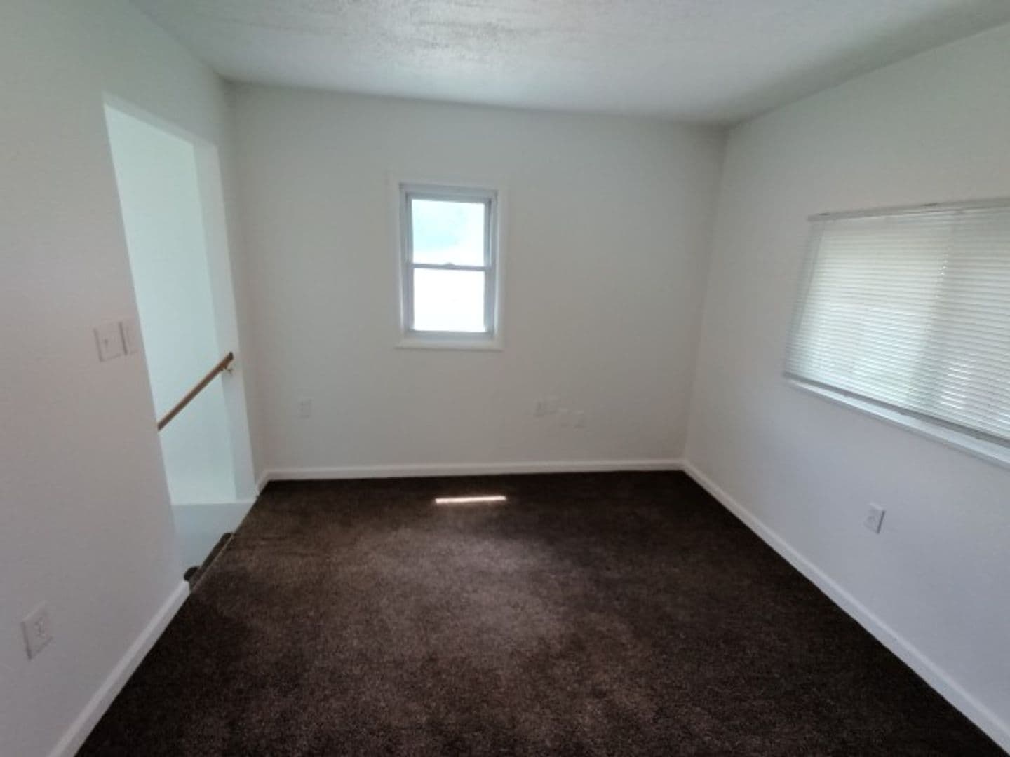 Warren House: 2044 Garrick