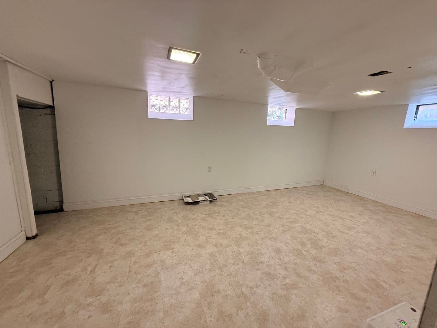 Eastpointe House: 14615 Stephens