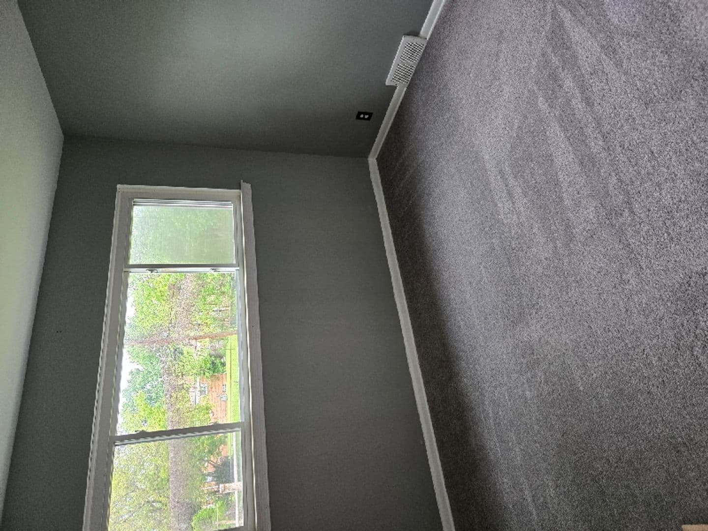 Inkster House: 29800 Oakwood