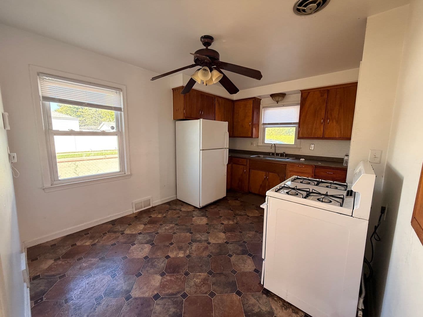 Eastpointe House: 14615 Stephens