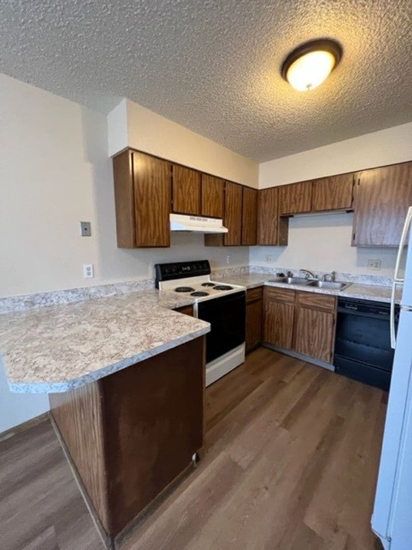 Loveland Apartment: 2264 S. Colorado