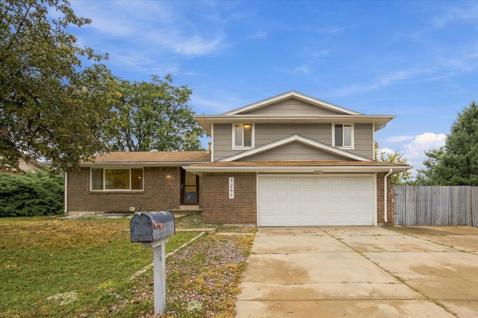 Arvada House: 7289 w 73rd Ave