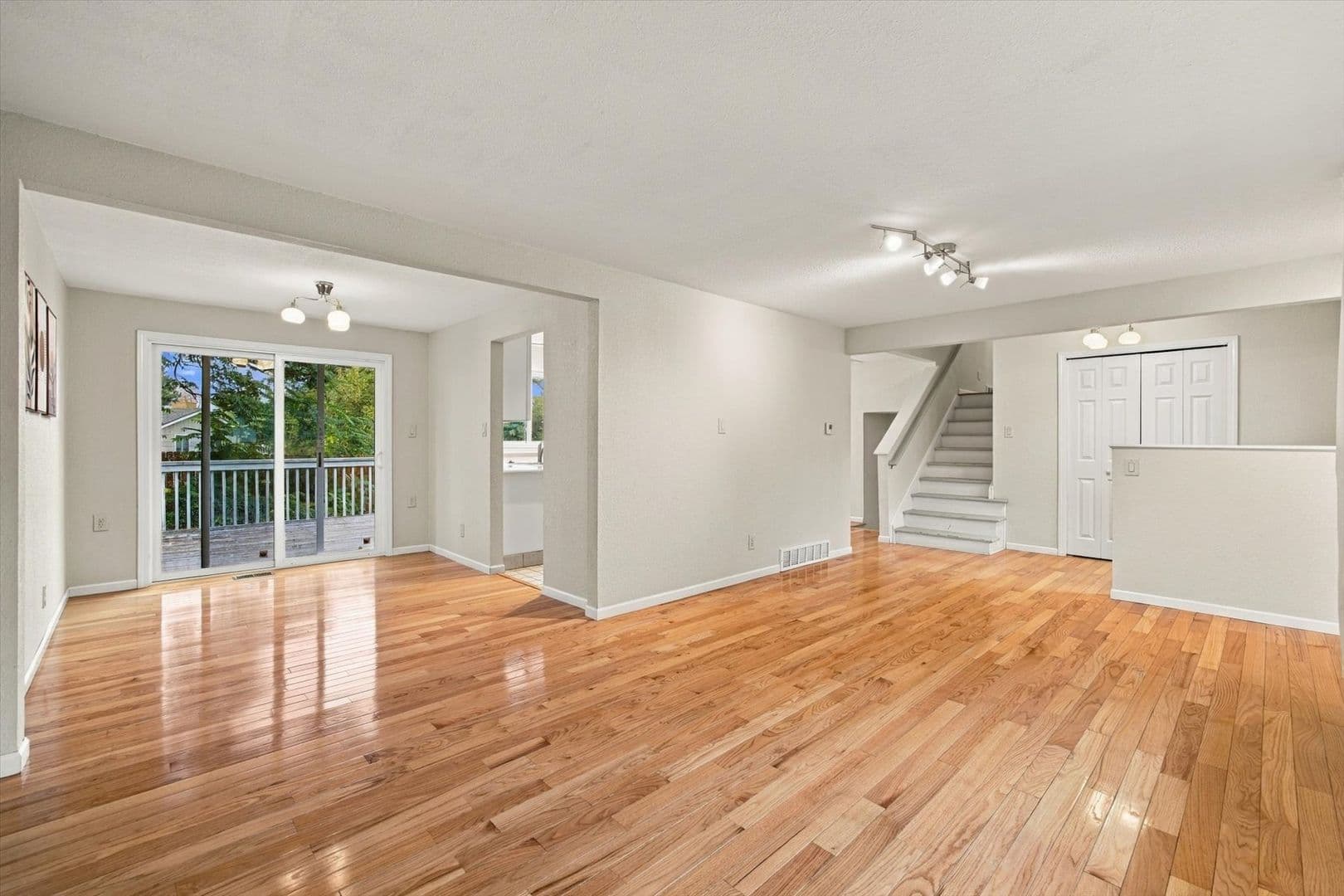 Arvada House: 7289 w 73rd Ave
