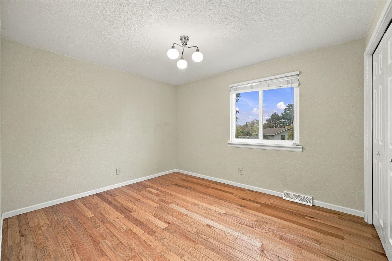 Arvada House: 7289 w 73rd Ave