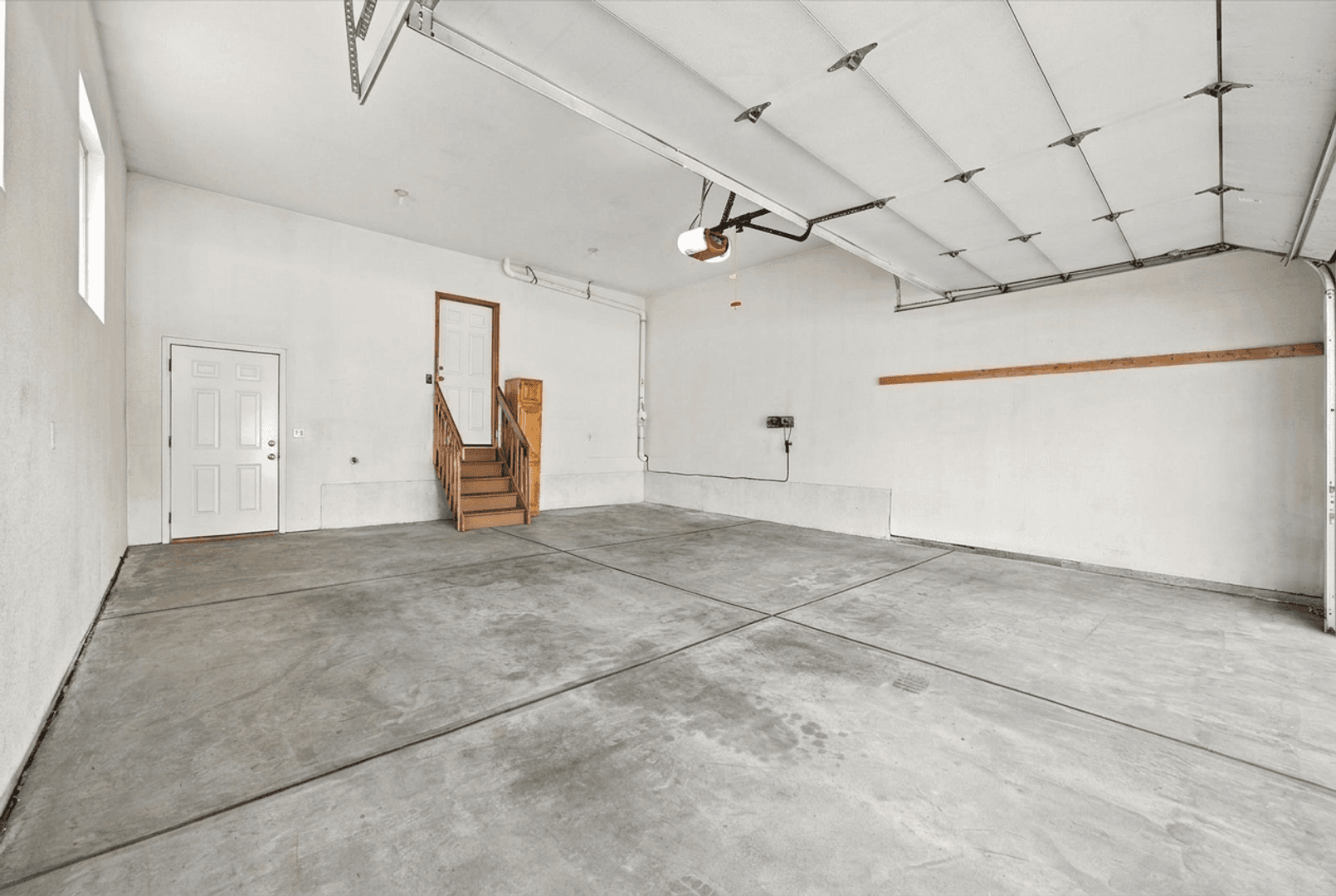 Golden House: 1075 Yank St
