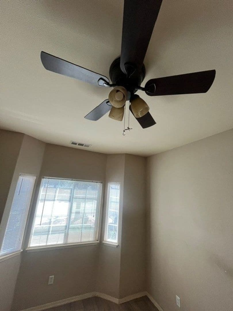 Visalia Apartment: Harter Ct.
