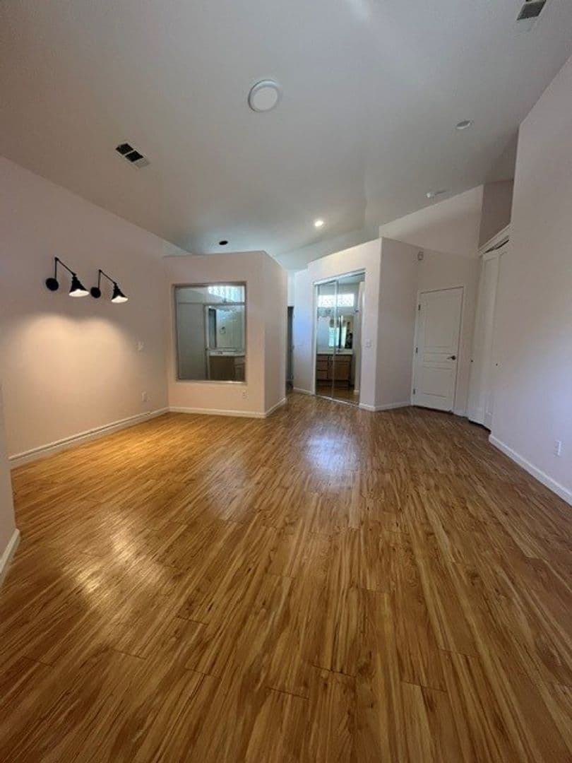 Visalia House: 2853 S. Terra Linda St.