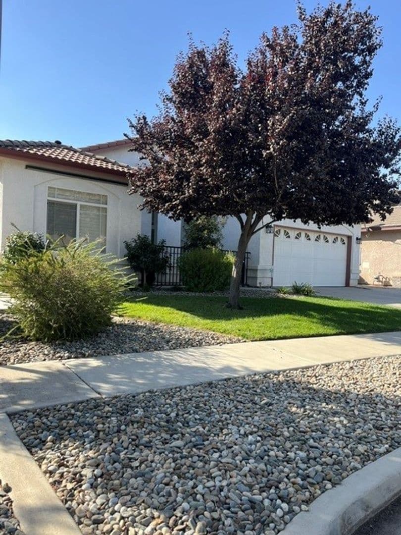 Visalia House: 2853 S. Terra Linda St.