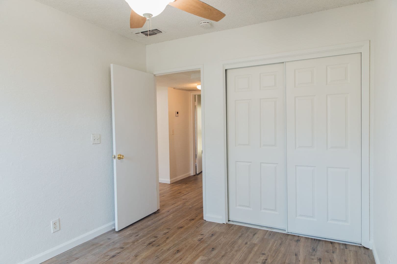 Visalia House: 228 N. Crenshaw Street