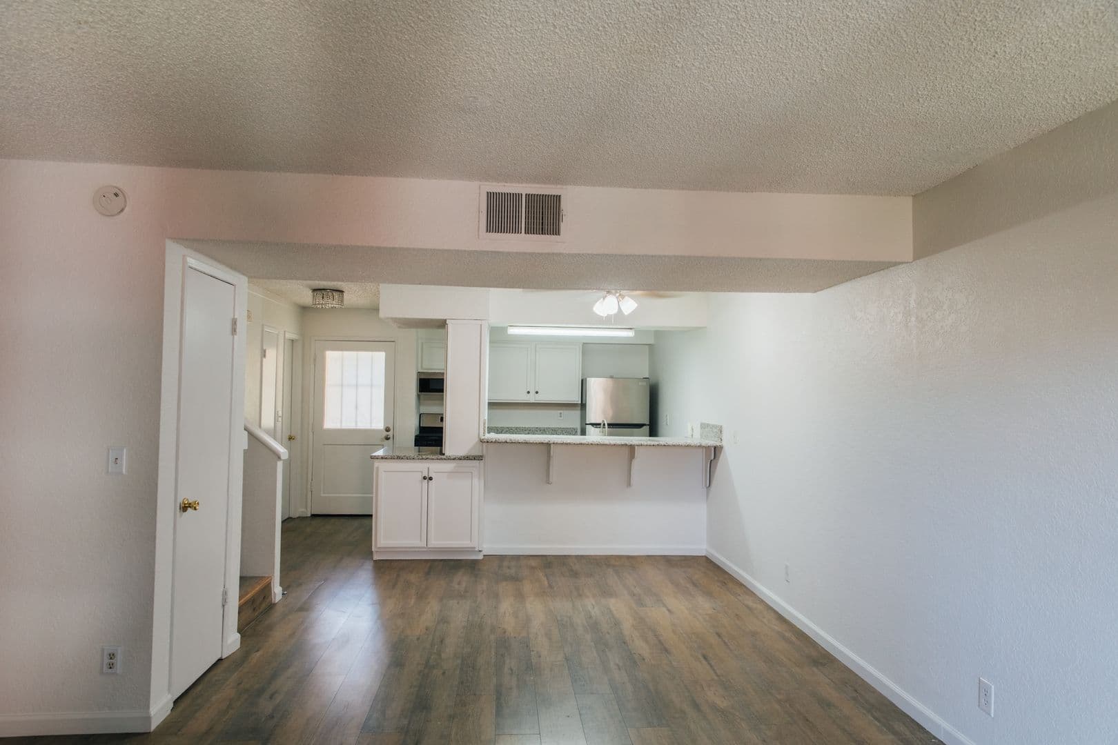 Visalia House: 228 N. Crenshaw Street