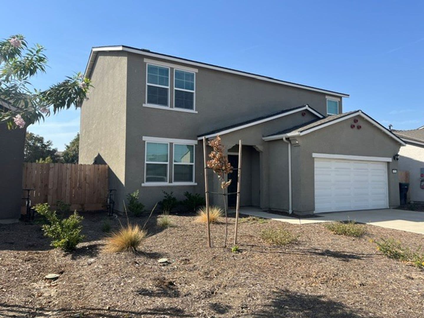 Visalia House: 4211 E. Magnolia Street