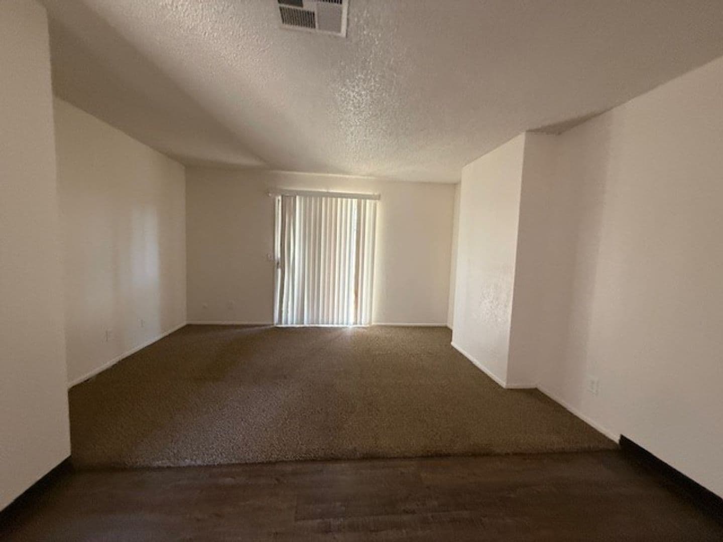 Tulare Apartment: Adams / Roosevelt