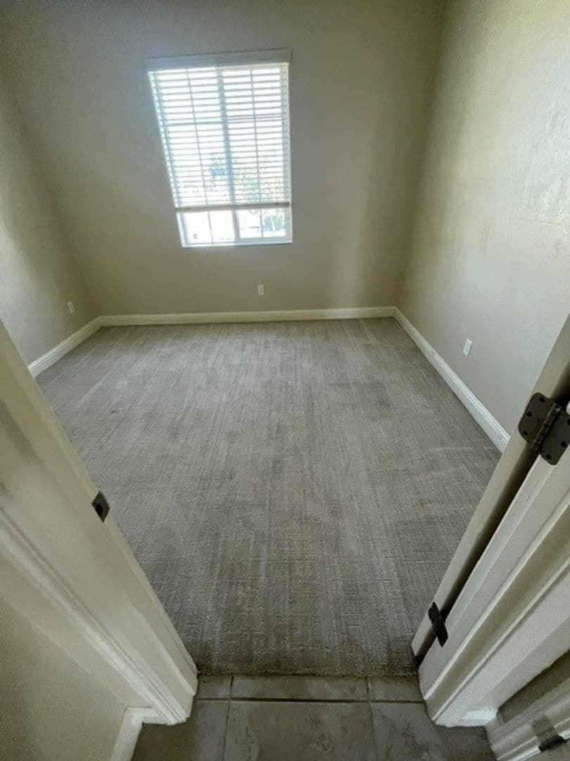 Lemoore House: 899 Cabrillo Street