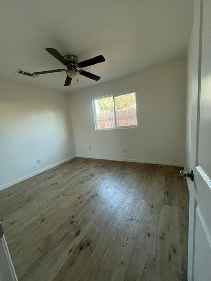 Visalia House: 1545 N. Stevenson St.