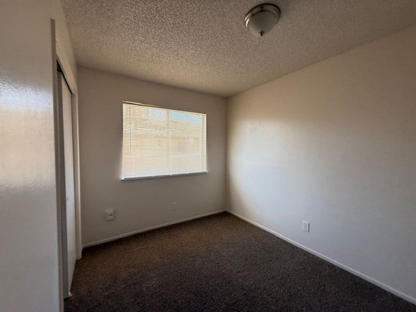 Tulare Apartment: Adams / Roosevelt
