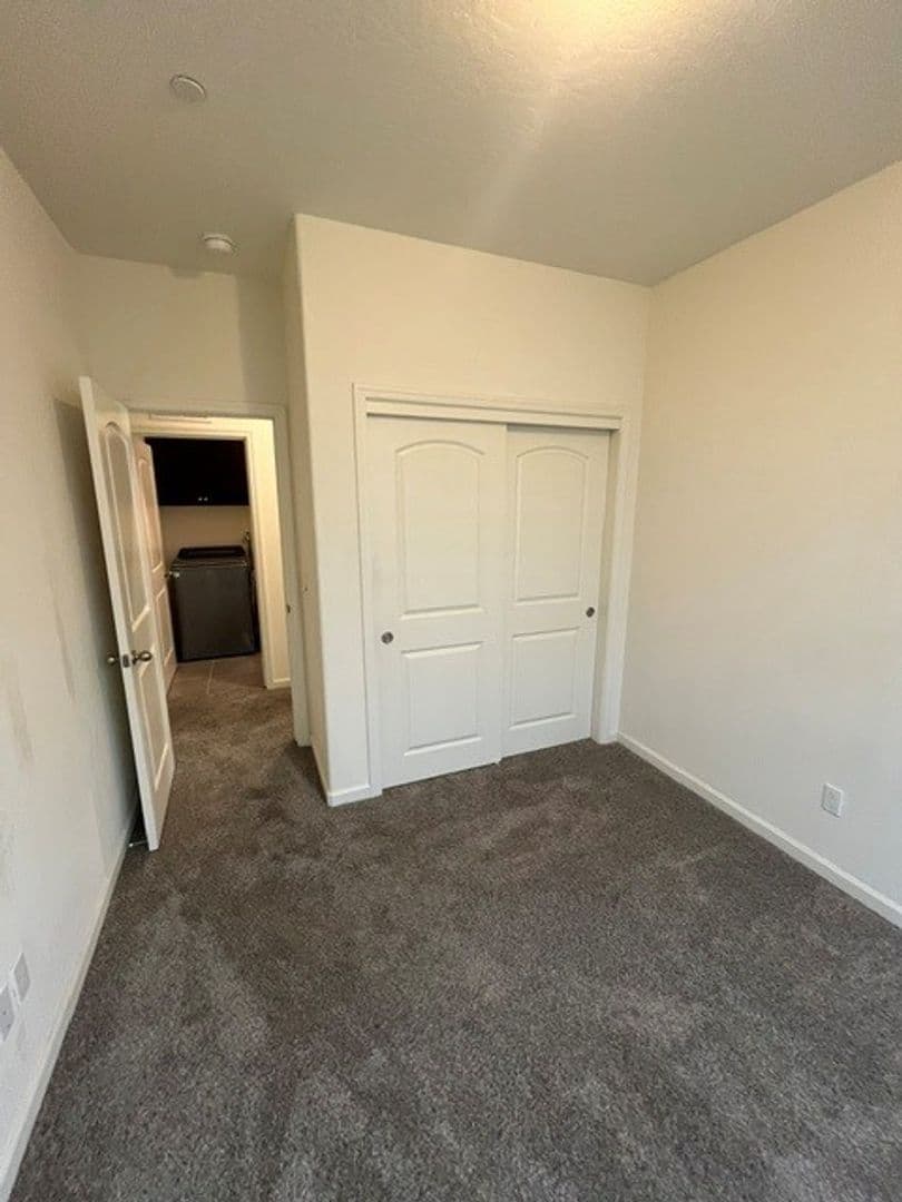 Visalia House: 3811 W. Nellis Avenue
