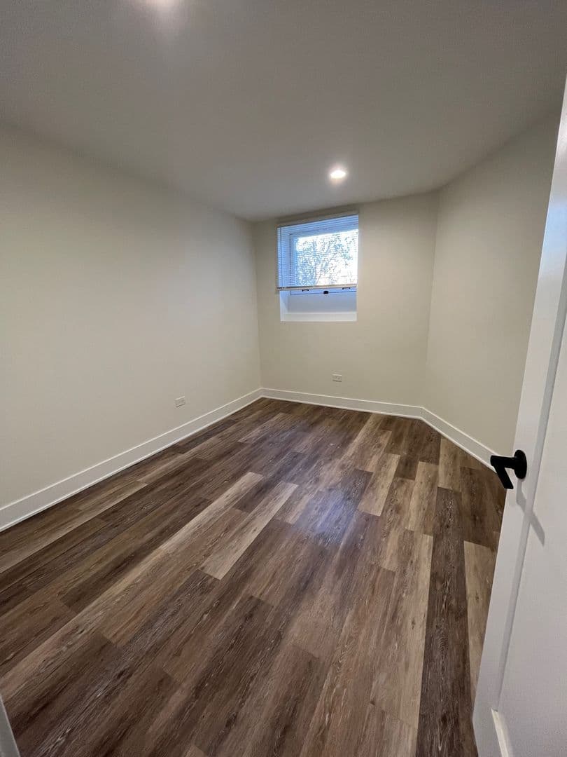 Evanston Apartment: 126 Main St. Apt. 1