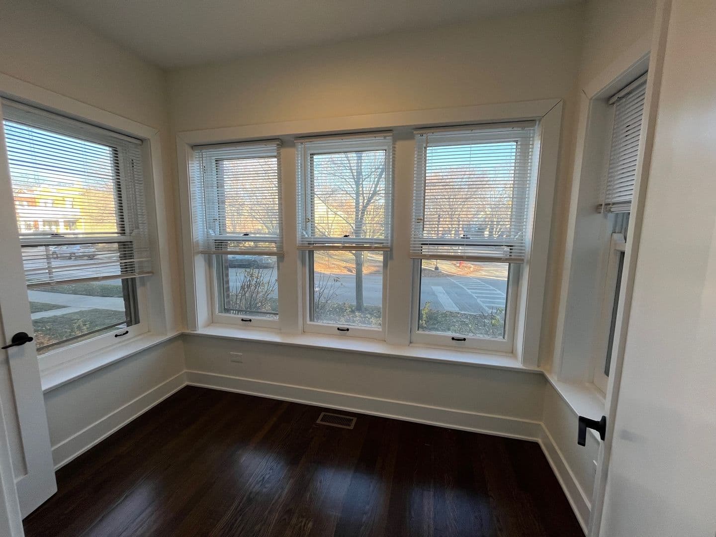 Evanston Apartment: 126 Main St. Apt. 1