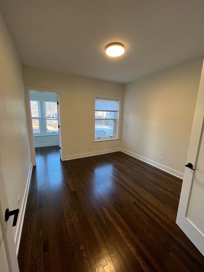 Evanston Apartment: 126 Main St. Apt. 1