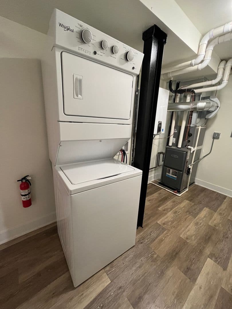 Evanston Apartment: 126 Main St. Apt. 1