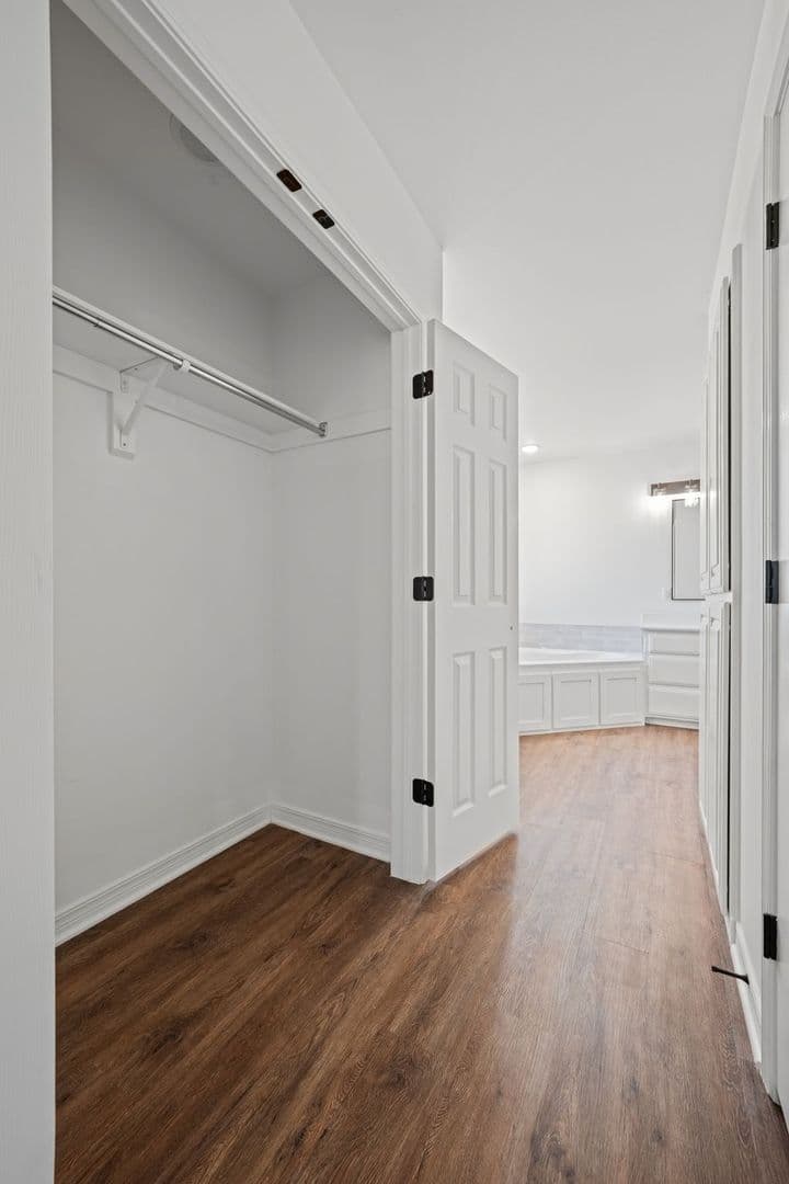 Mulberry House: 939 Alma Ave