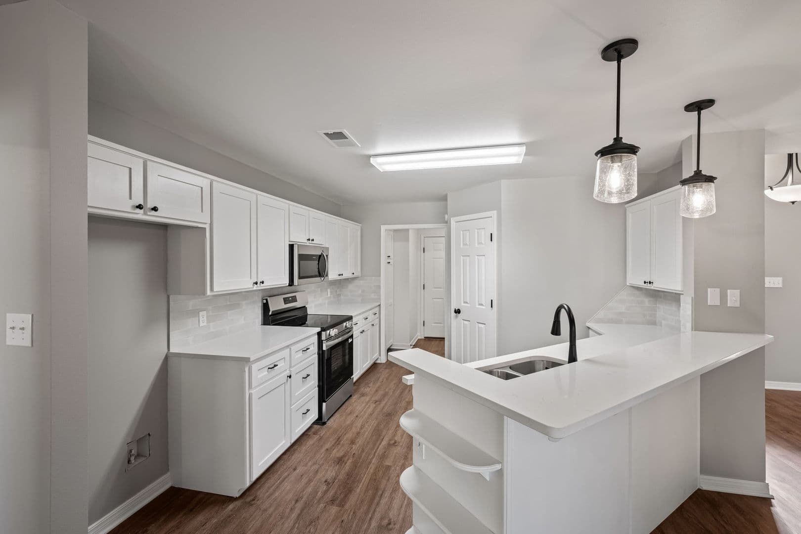 Mulberry House: 939 Alma Ave