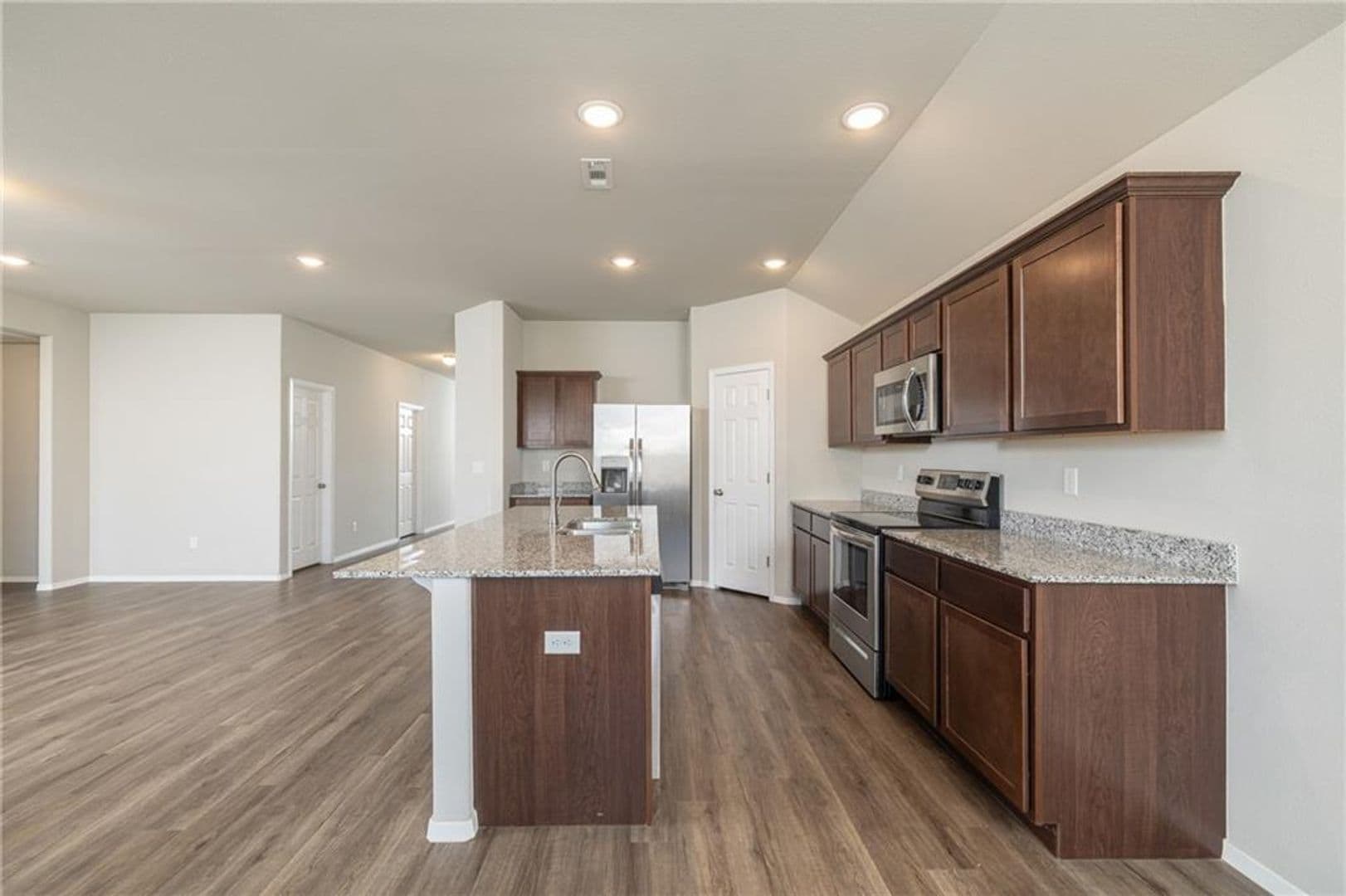 Pea Ridge House: 2701 Bauer St,