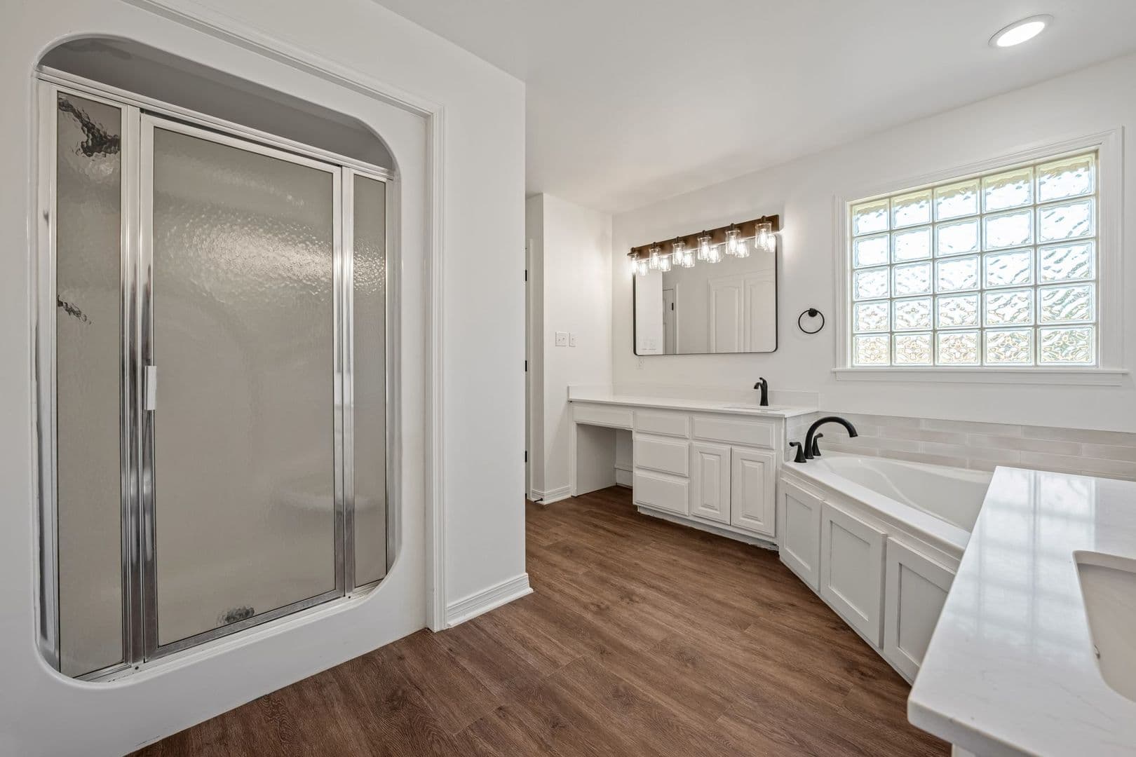 Mulberry House: 939 Alma Ave