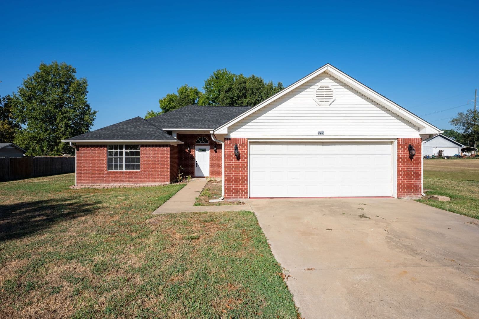 Mulberry House: 939 Alma Ave