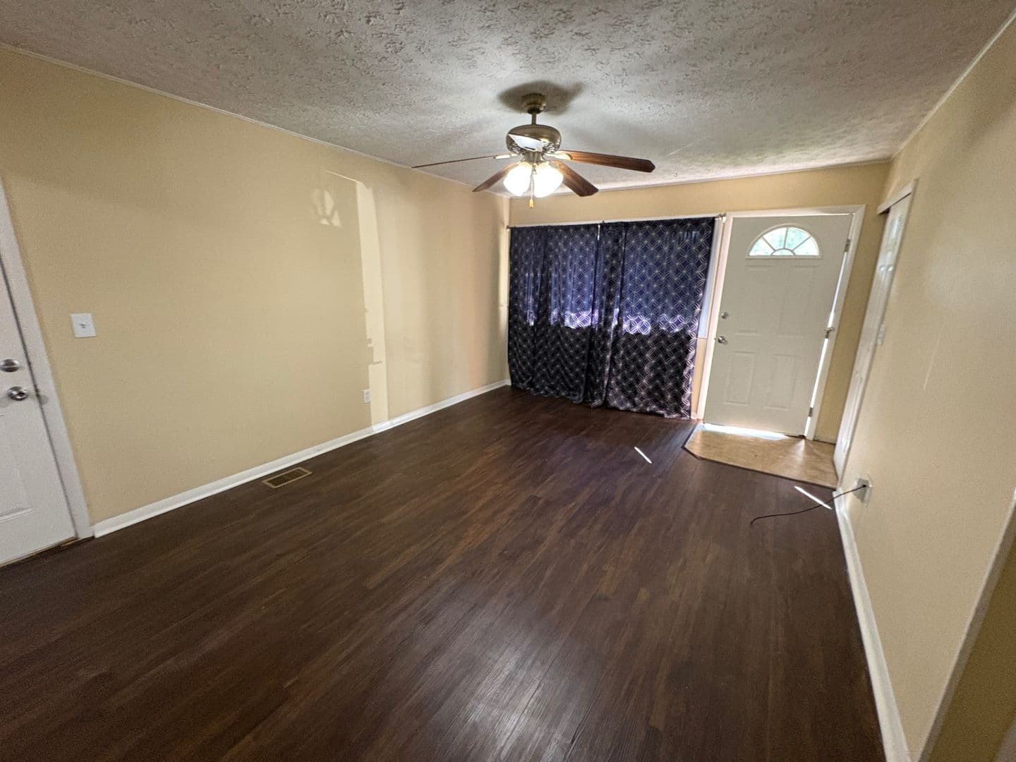 Vandalia House: 508 Amor Pl.