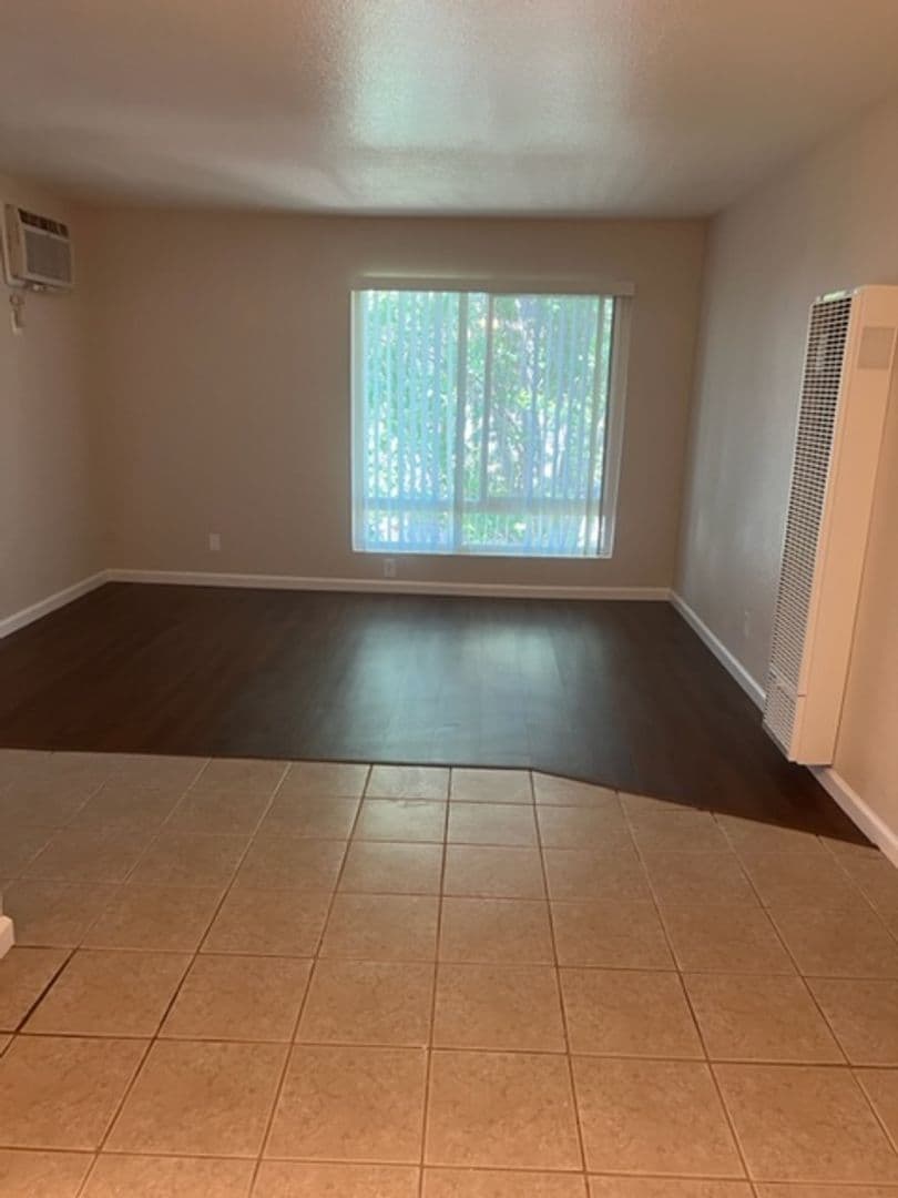 Sacramento Apartment: 9230 Kiefer Blvd