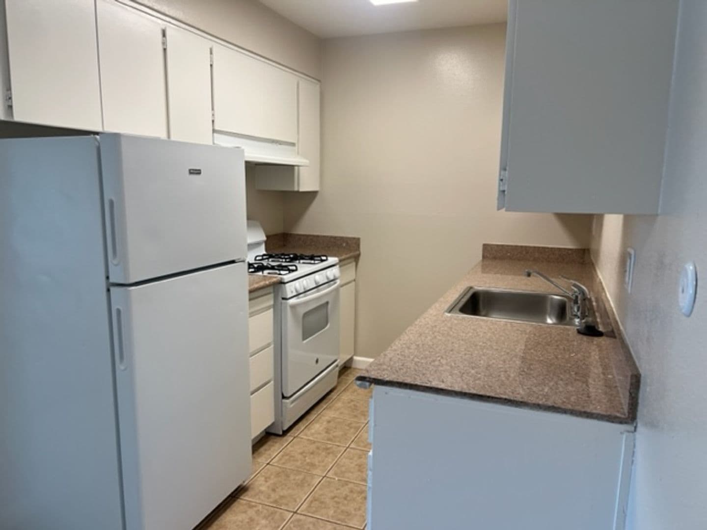 Sacramento Apartment: 9230 Kiefer Blvd