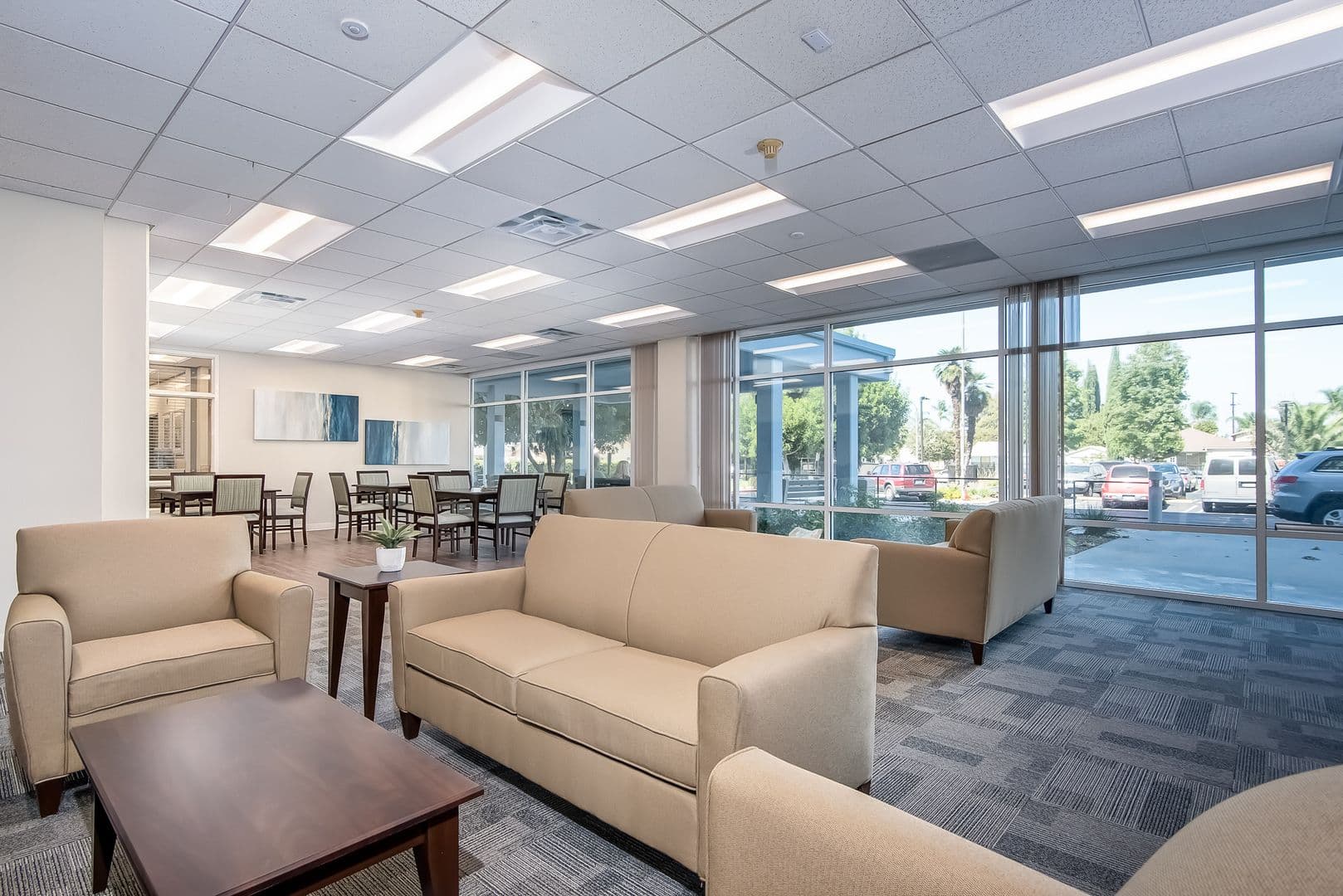 Bellflower Apartment: 9550 Oak Street