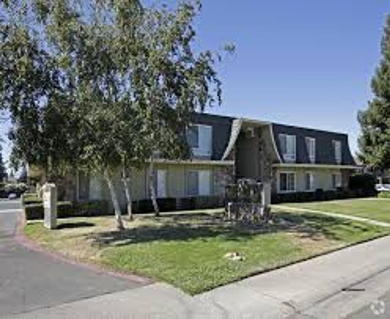 Sacramento Apartment: 9230 Kiefer Blvd