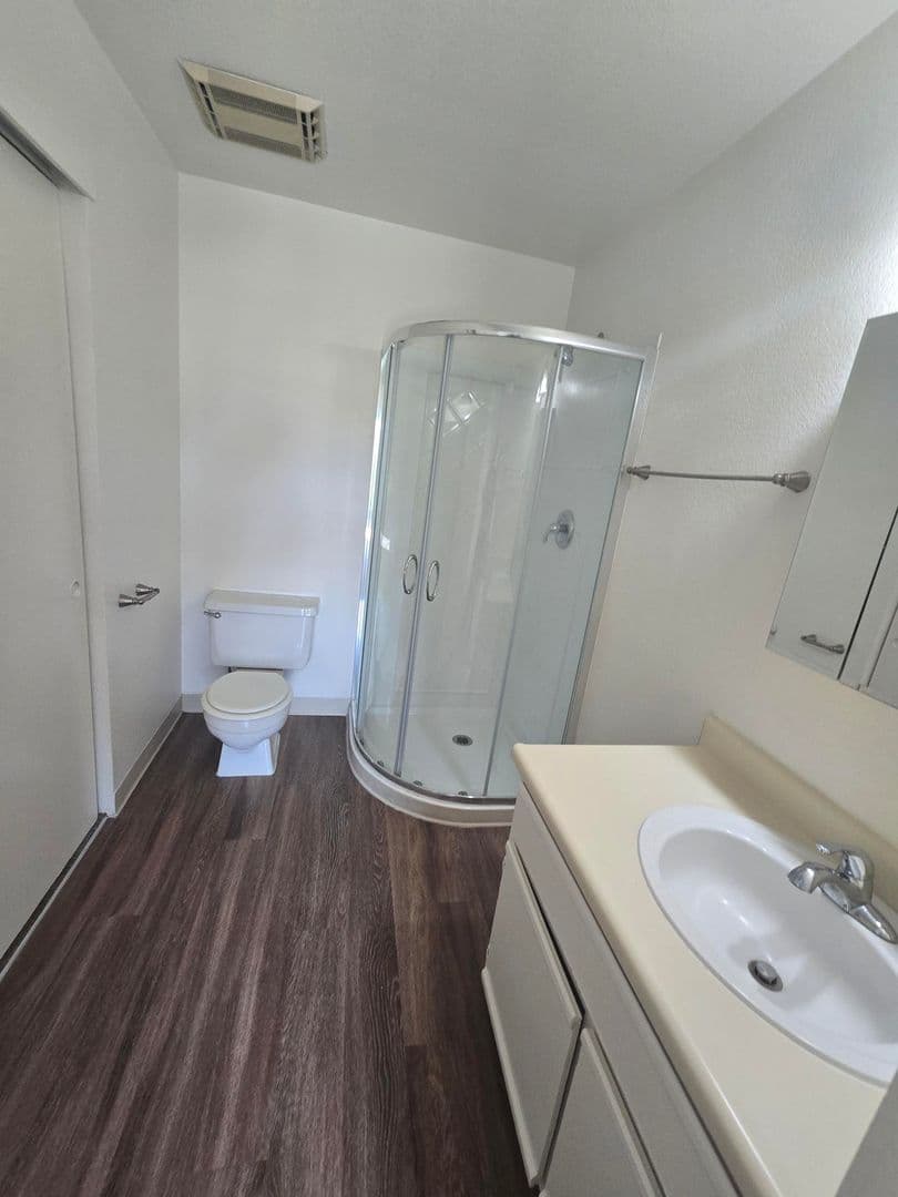 Fair Oaks Apartment: 4922 Vir Mar St.