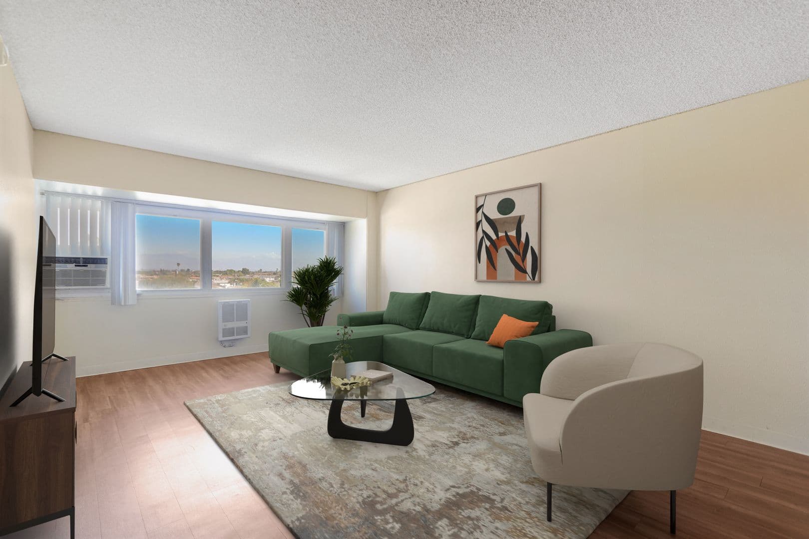 Bellflower Apartment: 9550 Oak Street